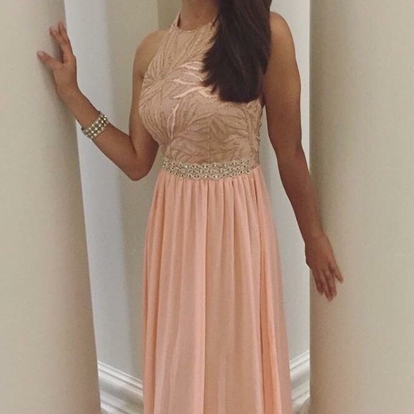 Blush gown - Picture 1 of 3